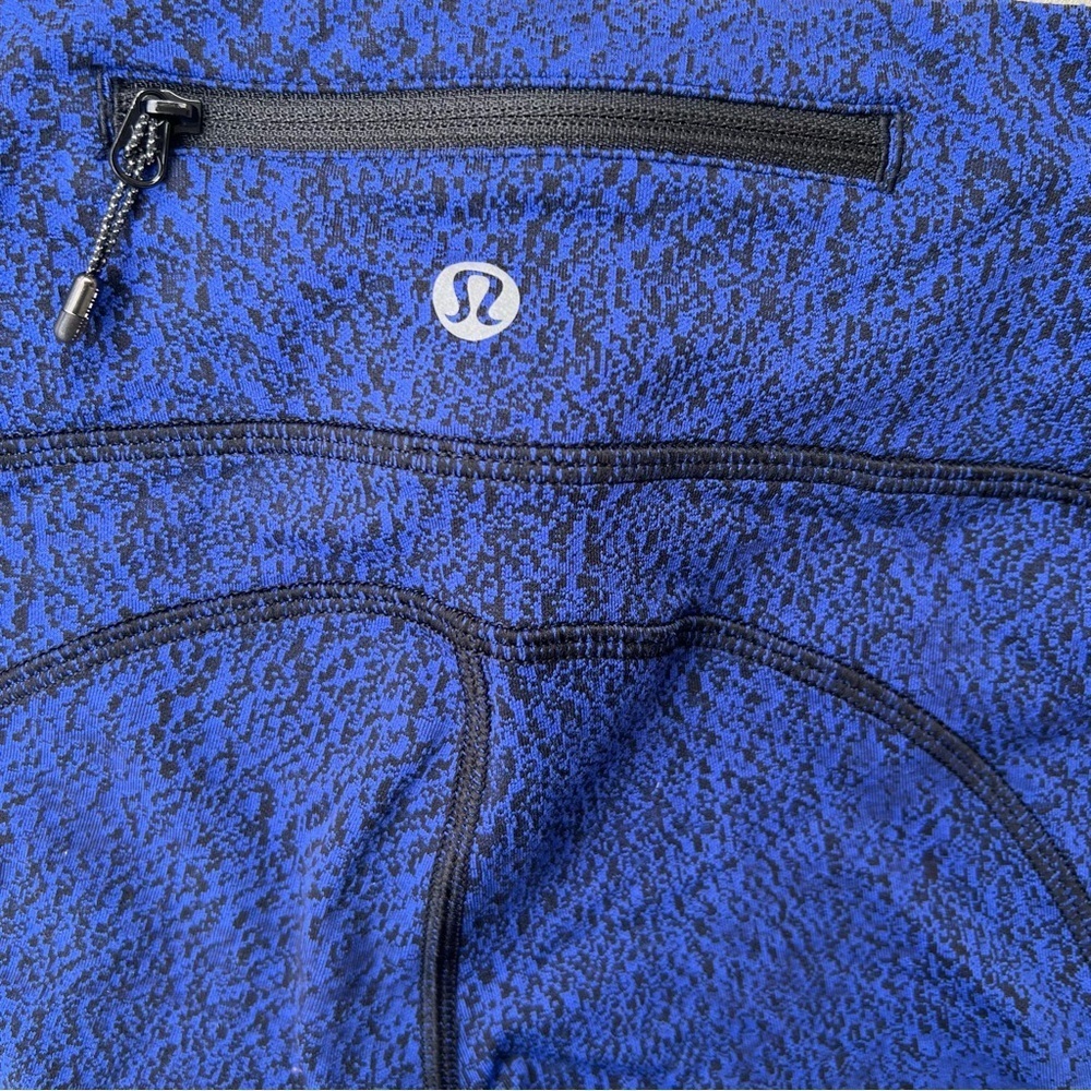 Lululemon Blue and Black Leggings With pockets Women’s Size 6 - Picture 4 of 8